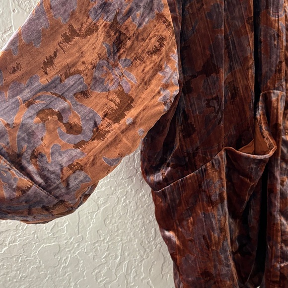 Anthropologie Velvet Kimono - Picture 3 of 8